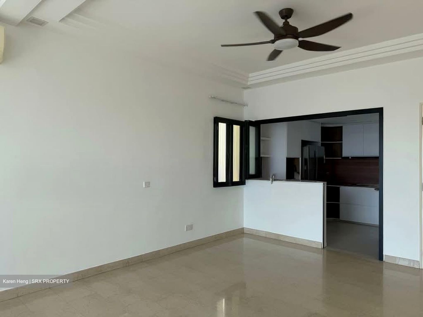 Simsville (D14), Condominium #593799461